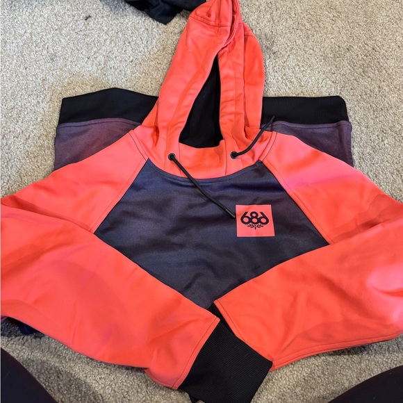 686 snowboarding hoodie - Picture 1 of 6
